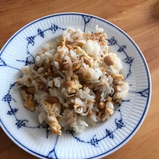 じゃこと島唐辛子味噌の納豆チャーハン